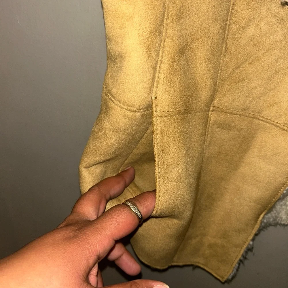 Talbots vest - tan/cream faux leather/shearling vest open front - Picture 5 of 8